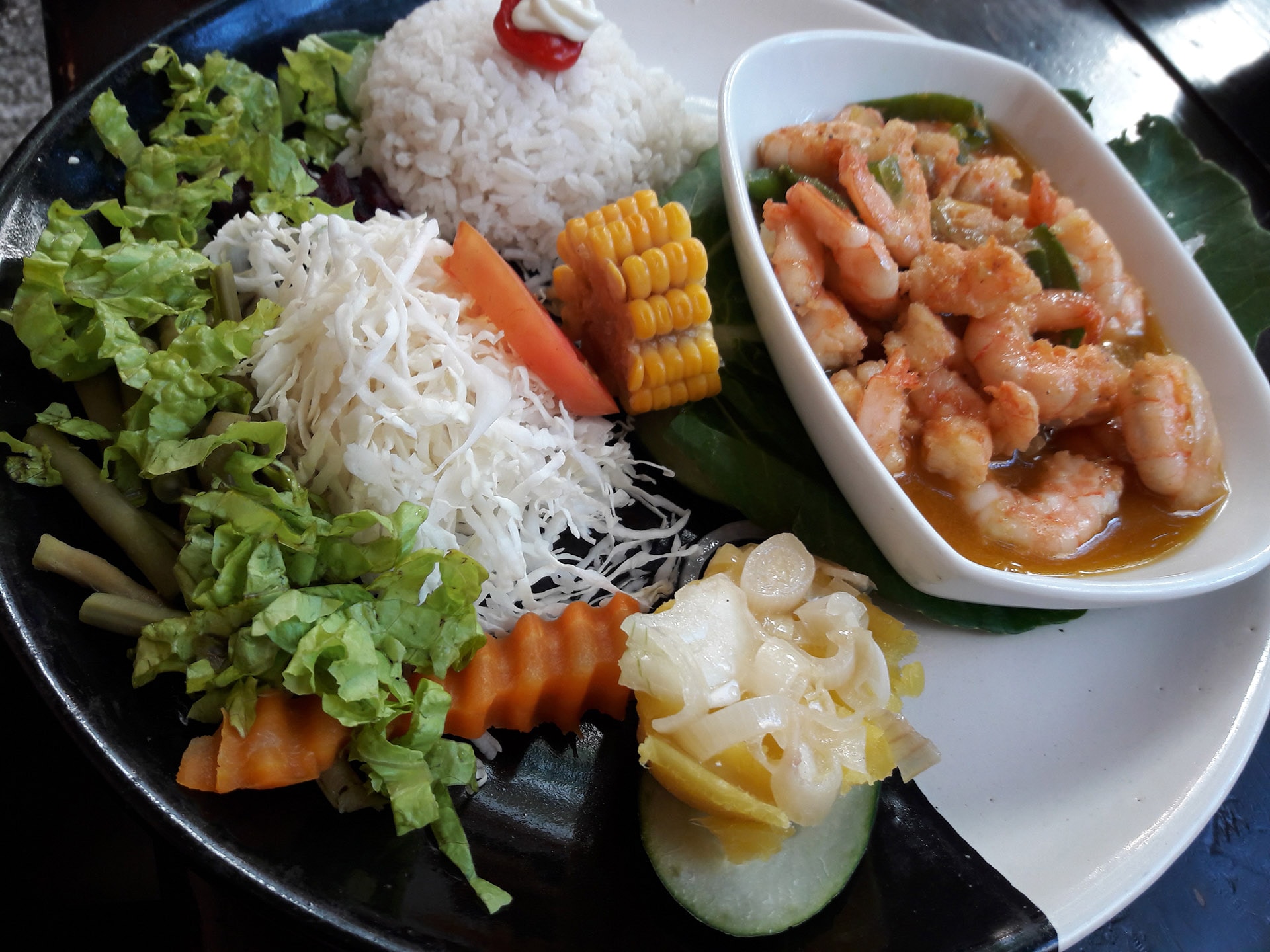 Cuban hospitality and dining